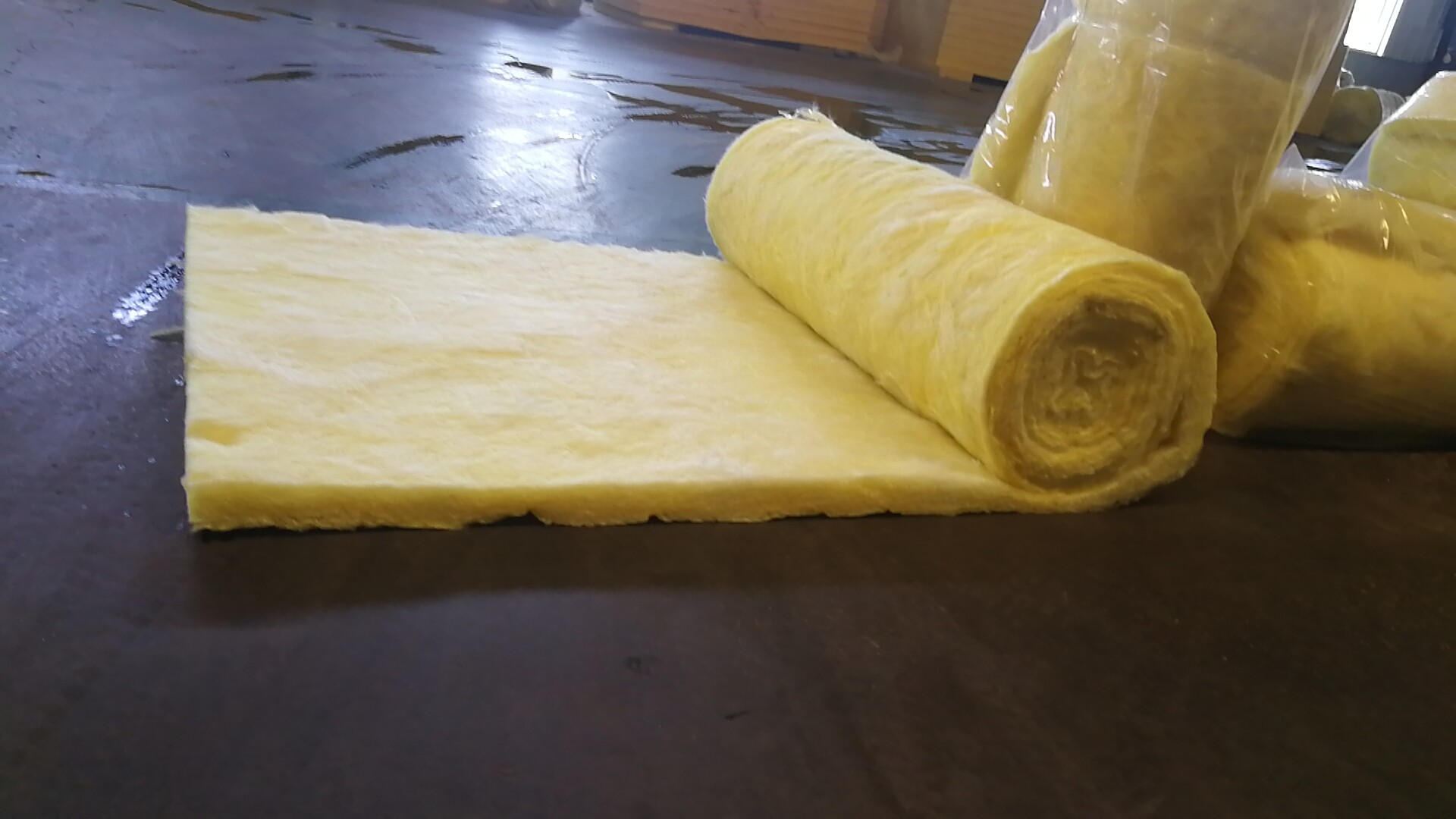 玻璃棉卷毡 超细纤维制品的卓越保温之选